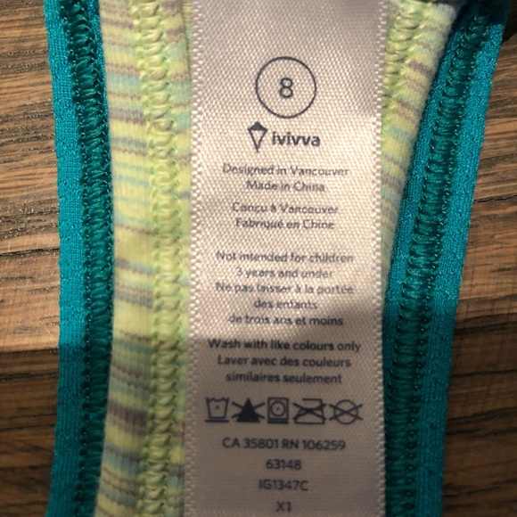 Ivivva Girl size 8 like new - Picture 3 of 4